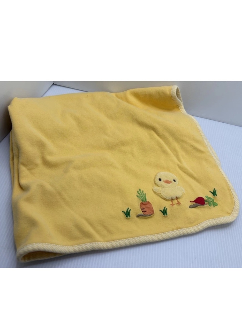 Gymboree Baby Receiving Blanket Yellow White Duck Chick Carrot Duckie 26” X 25”